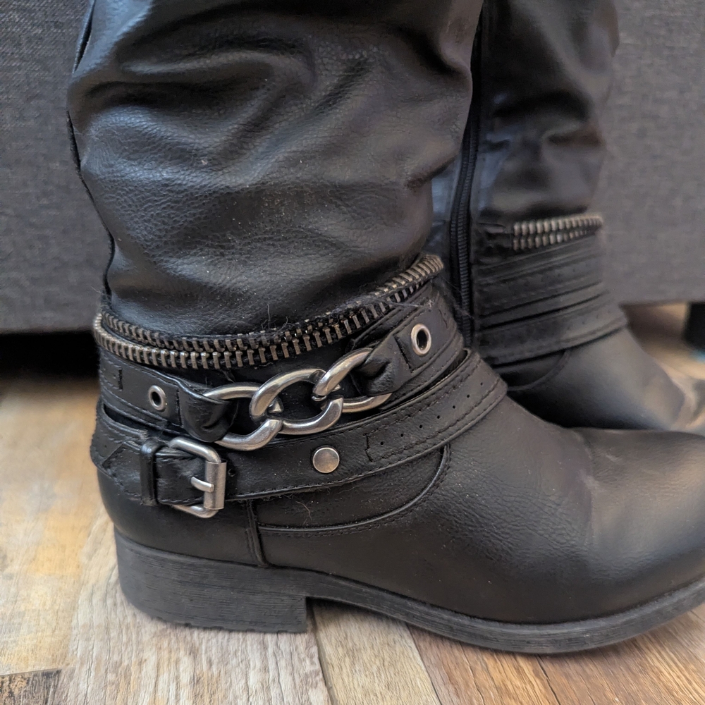 Black Knee High Boots - Picture 4 of 4